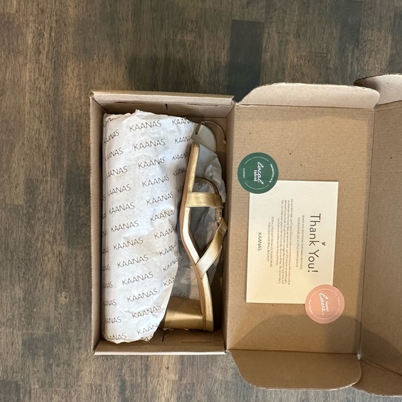 Kaanas Metallic Gold Heels - Picture 2 of 5